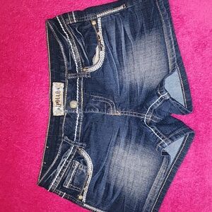 Women's sixlze 9/10 Apollo cute shorts in very good condition